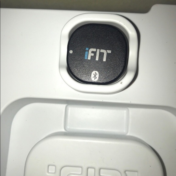 iFit ACT activity tracker - Picture 2 of 4